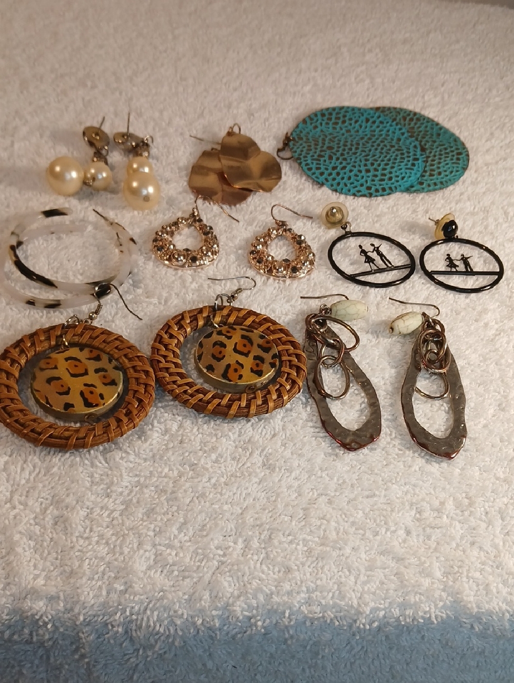 Mixed Women’s Fashion Earrings